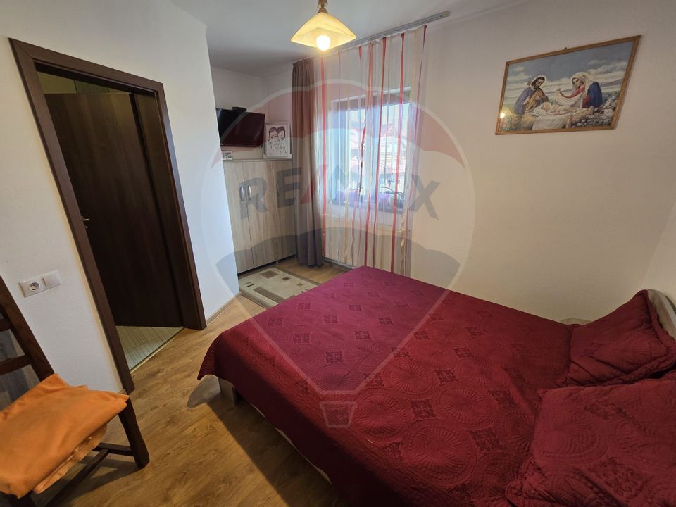 10 room Hotel / Pension for sale