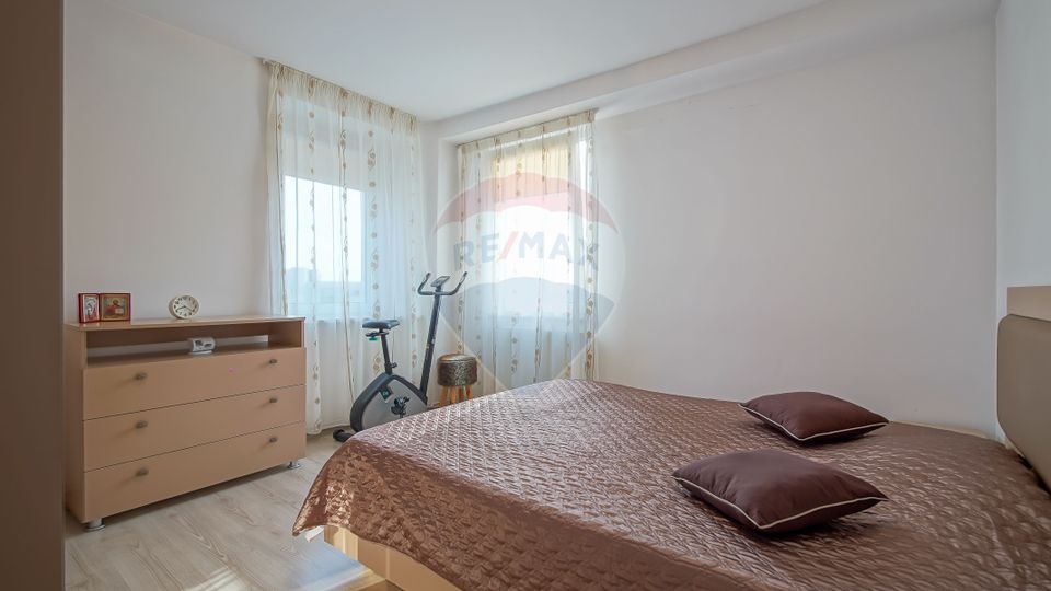 Comision zero! Apartament cu 3 camere de vânzare în zona Grivitei
