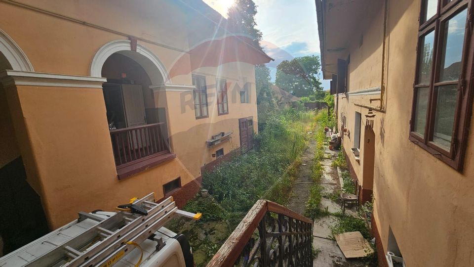 10 room House / Villa for sale, Ultracentral area