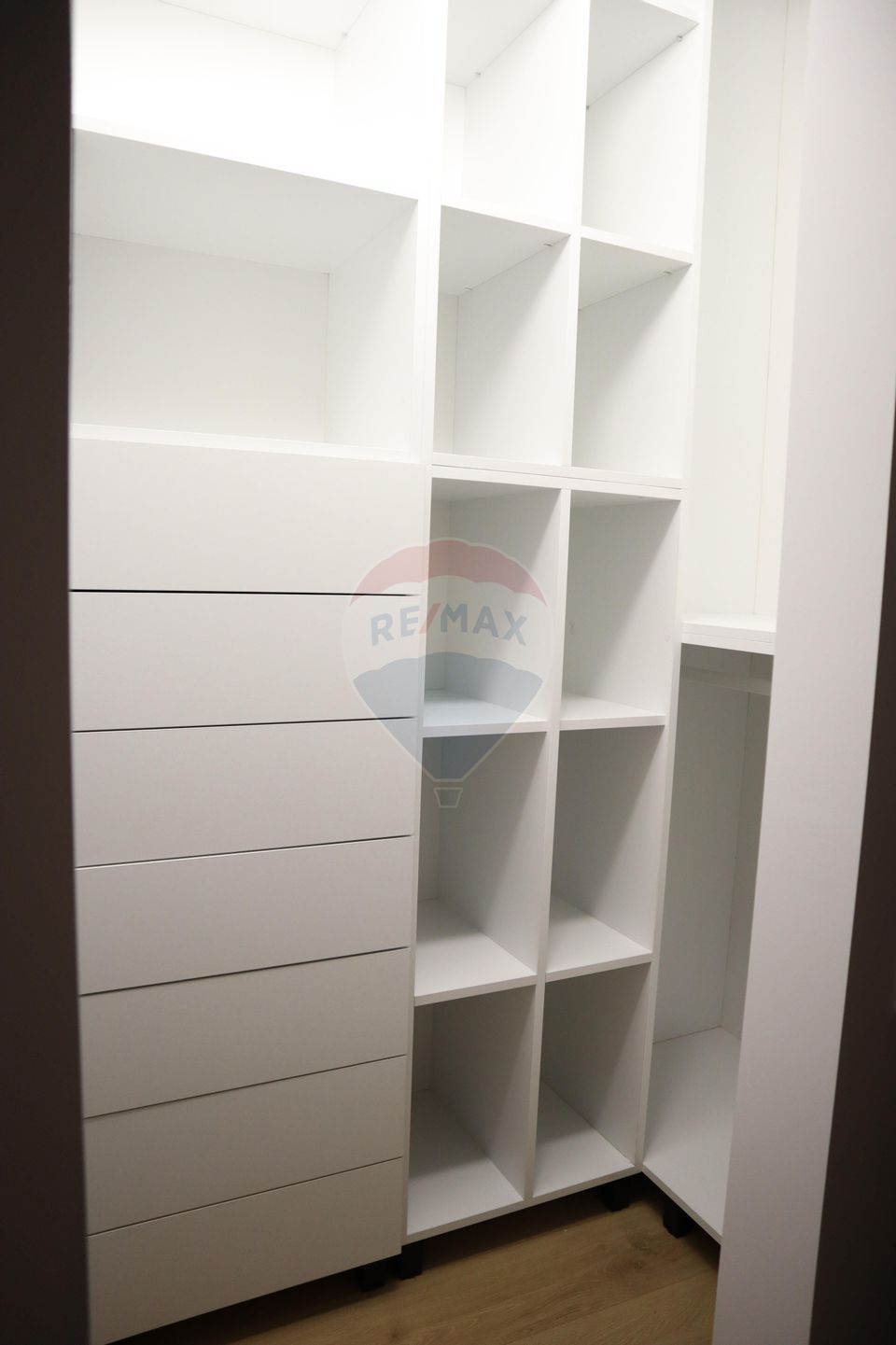 3 room Apartment for rent, Turnisor area