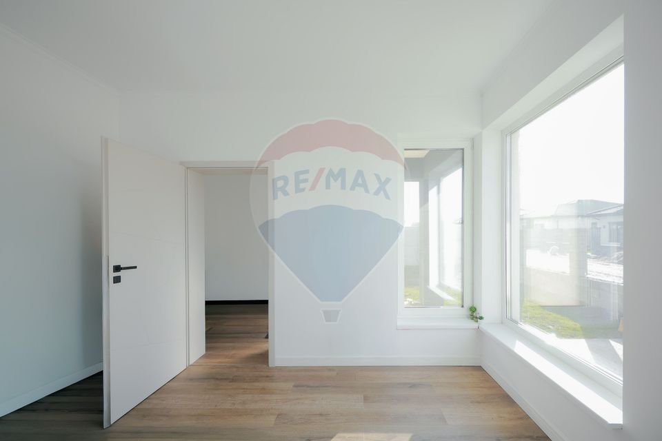 4 room House / Villa for sale