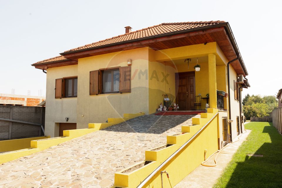 7 room House / Villa for sale