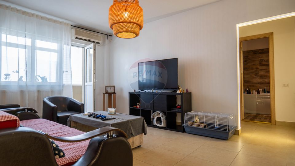 Vanzare apartament 2 camere,  renovat, zona Titan - Parcul Teilor