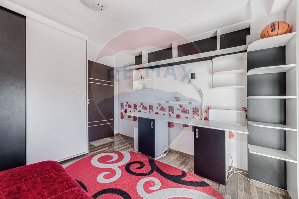Apartament cu 3 camere pe Malul Muresului