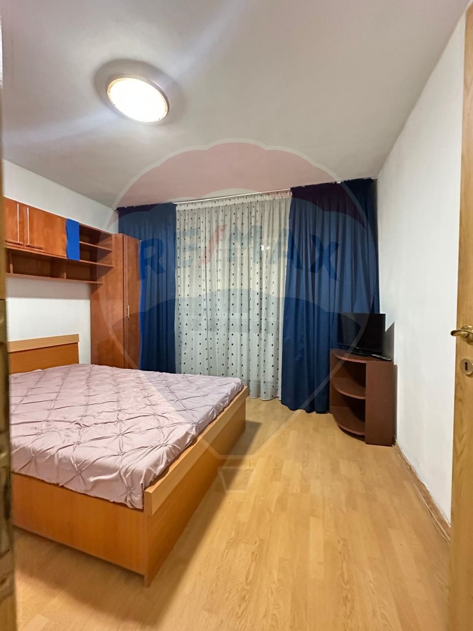 Apartament de închiriat - Valea Roșie