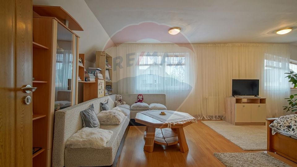 7 room House / Villa for sale