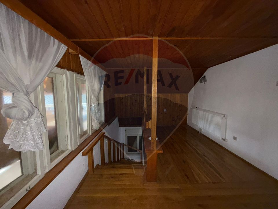 6 room House / Villa for sale