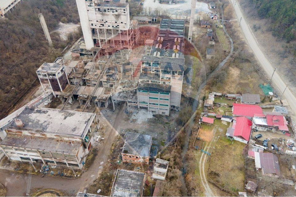 7,000sq.m Industrial Space for sale, Periferie area