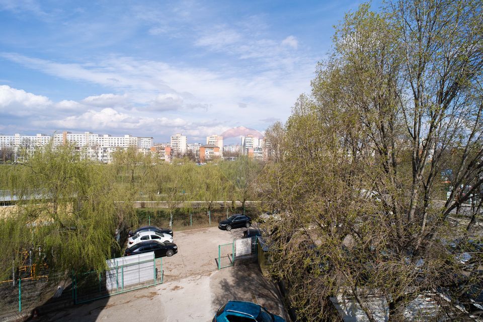 1,112sq.m Office Space for rent, Galata area