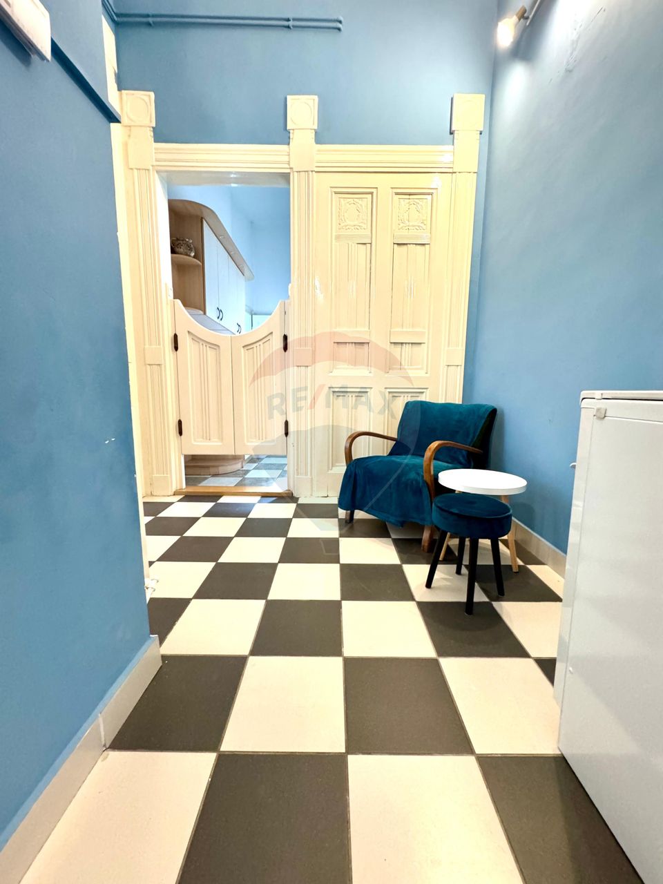 Apartament cu 2 camere de vânzare în zona Ultracentral