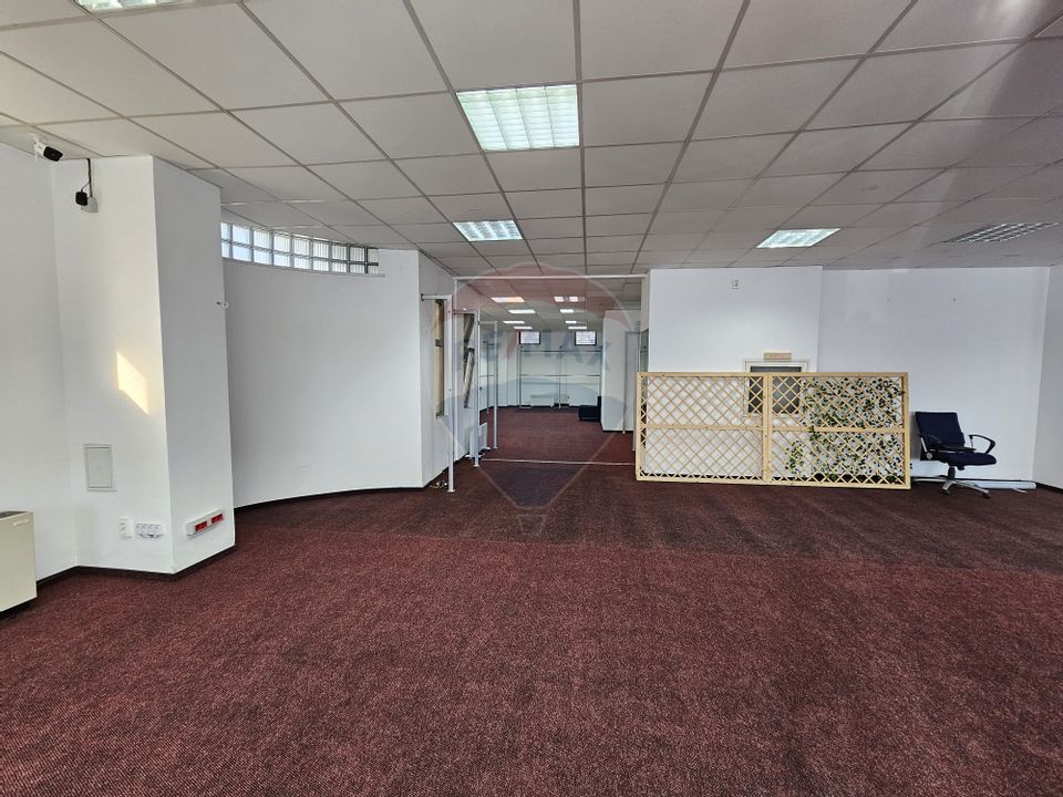 314sq.m Commercial Space for rent, Ultracentral area