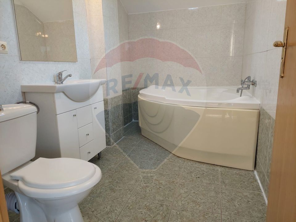 Casă de inchiriat Stupini, living, 3 dormitoare, 500mp