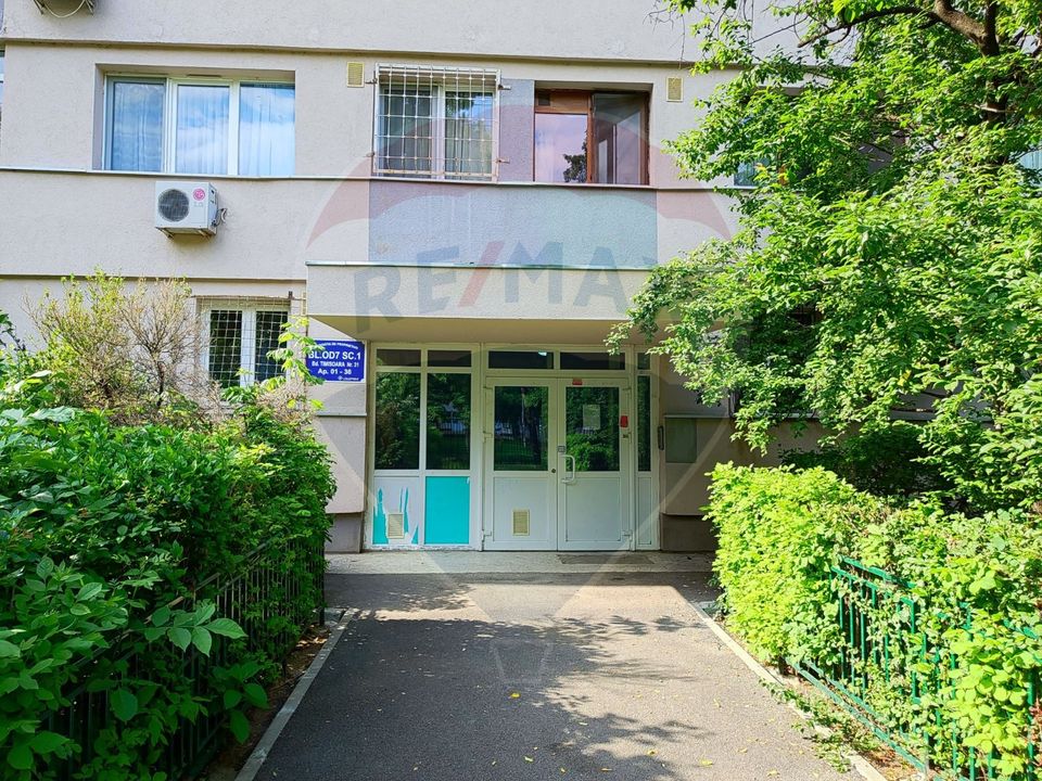 Apartament cu 3 camere - Blvd. Timisoara - rezervat