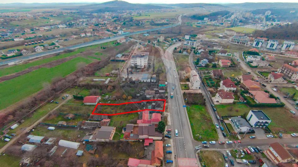 De vânzare Casā + Teren 1054 mp, în Sȃnmartin