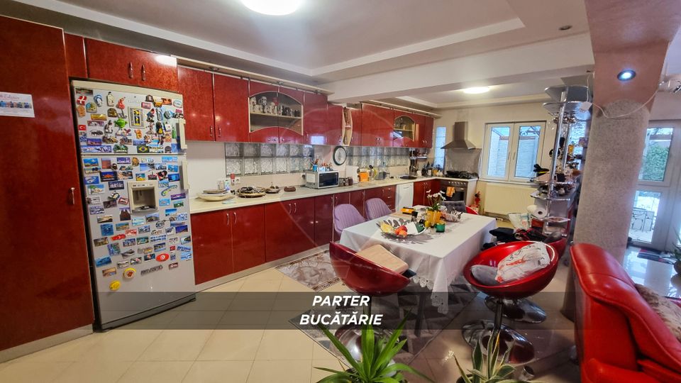 10 room House / Villa for sale, Central area