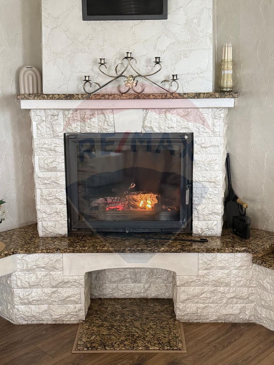 CASA DE VIS DE VANZARE IN COLTIREA