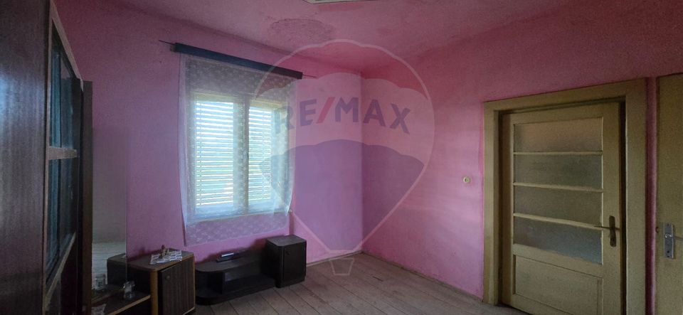 4 room House / Villa for sale