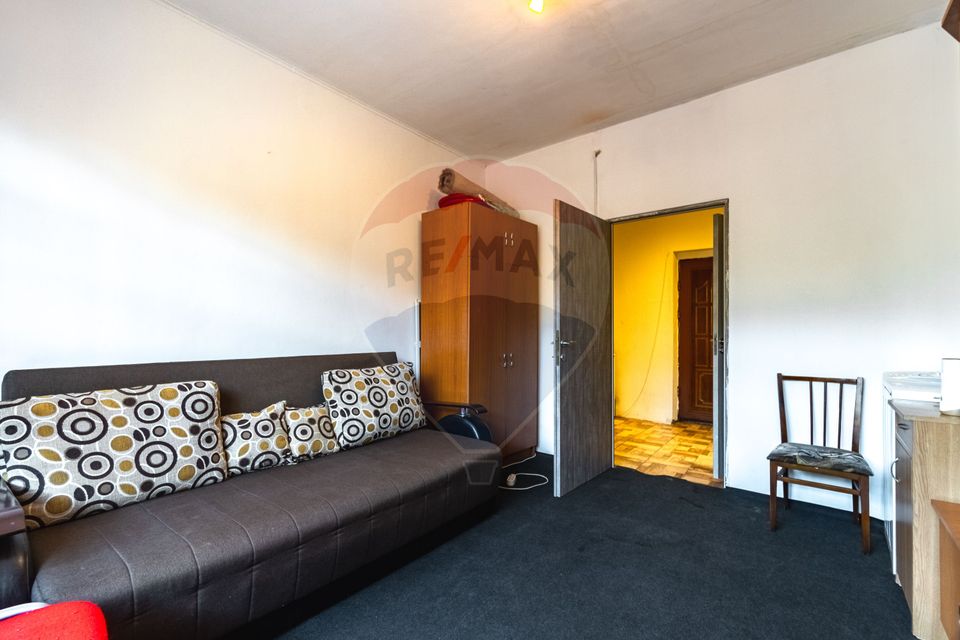 GARSONIERĂ TIP CAMERĂ DE CĂMIN| TRACTORUL| 21 MP | MOBILATĂ | BOXĂ