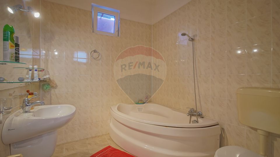 5 room House / Villa for sale