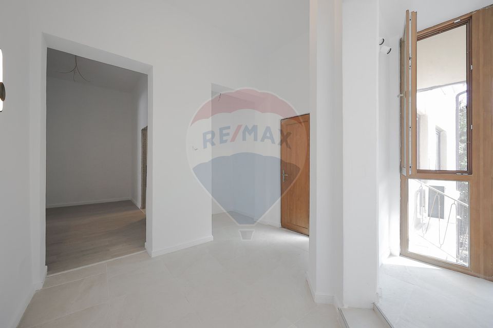 Apartament cu 2 camere de vânzare în zona Ultracentralǎ