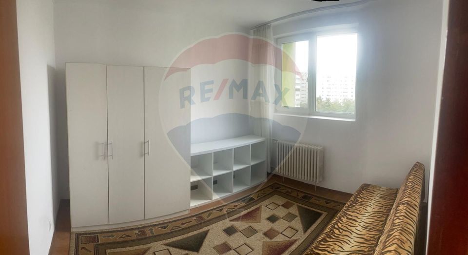 Inchiriere apartament  3 camere,  zona Plumbuita - Colentina