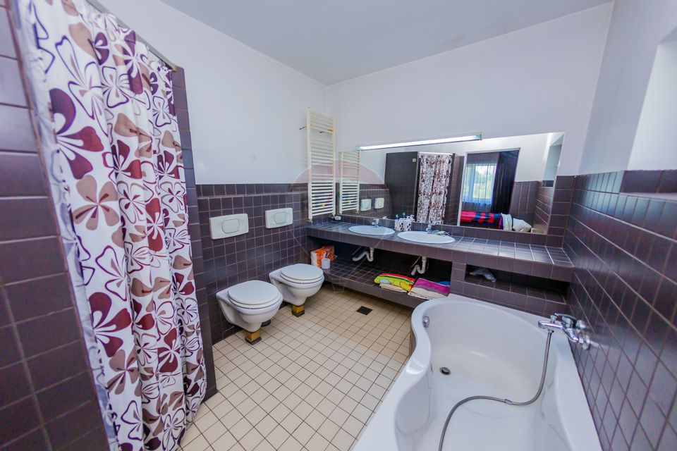 Casă în Bozânta Mare de vânzare