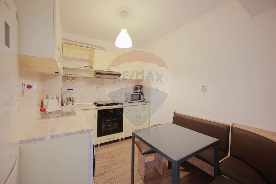 3 room Apartment for rent, Nufarul area