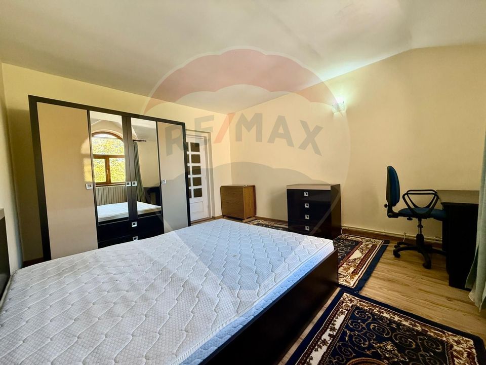 5 room House / Villa for sale, Republica area