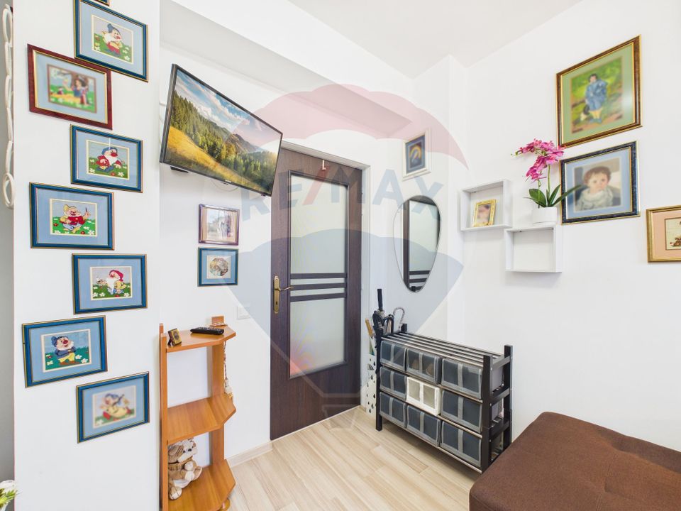 3-room apartment with beautiful attic in Doamna Ghica area