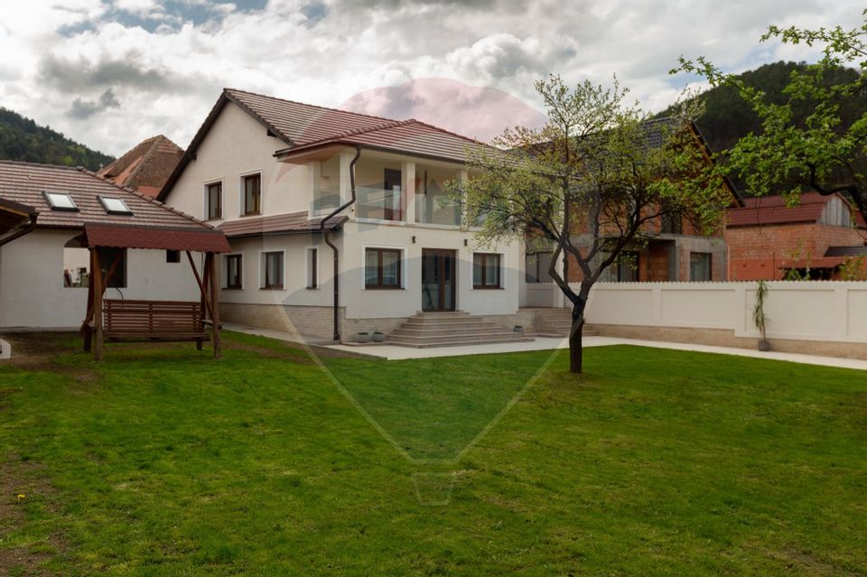 120sq.m Special Property for rent