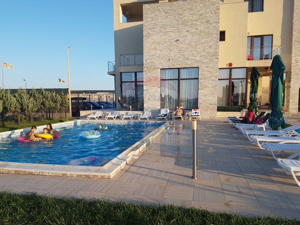 18 room Hotel / Pension for rent