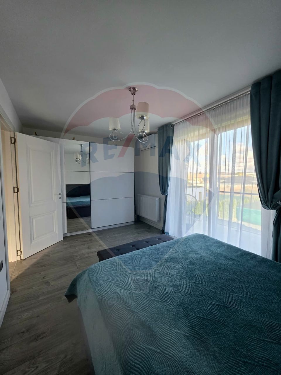 Casa noua Strada Aviatorilor Medias