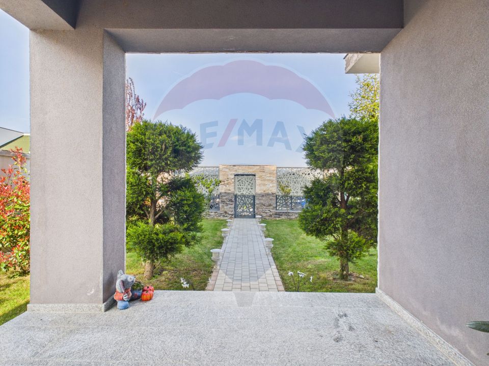 Vilă moderna si luminoasa 2020, cu 5 camere, 500mp curte