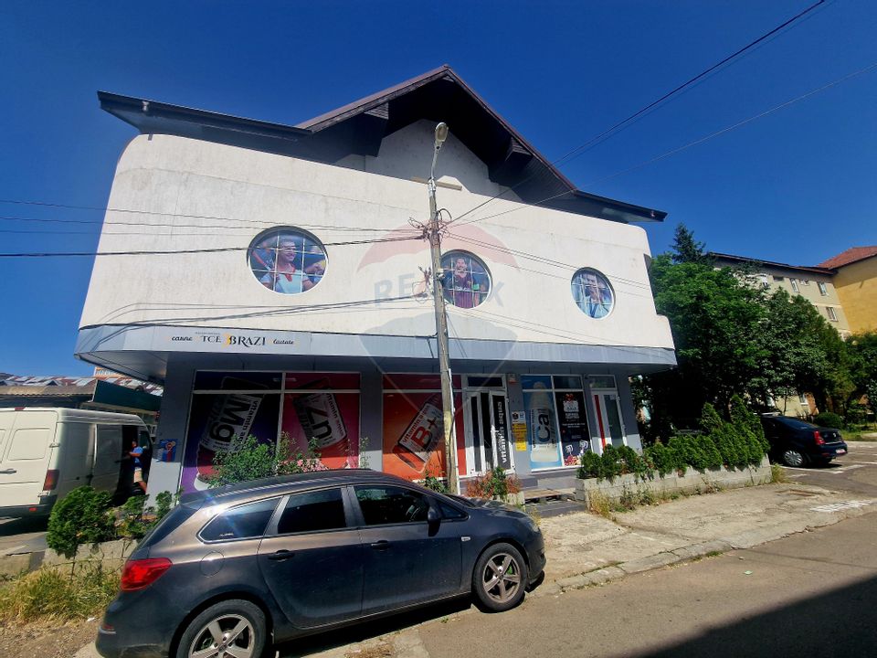 Spațiu comercial de 550mp de vânzare în zona Darmanesti