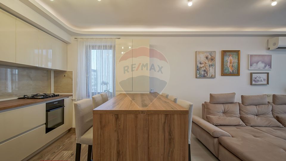 - REZERVAT -  Apartament Premium 4 Camere