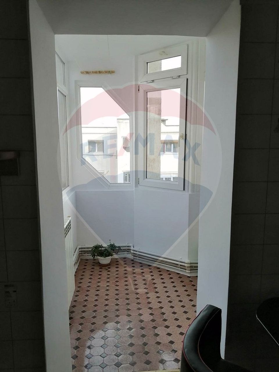 3 room Apartment for rent, Piata Centrala area
