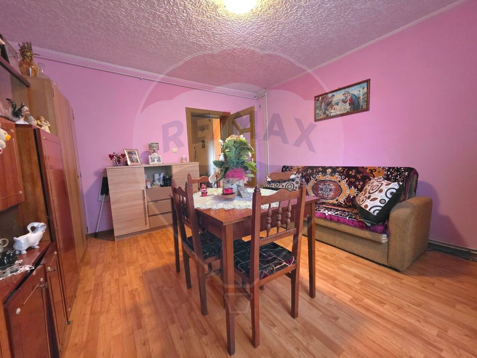 4 room House / Villa for sale, Sud area