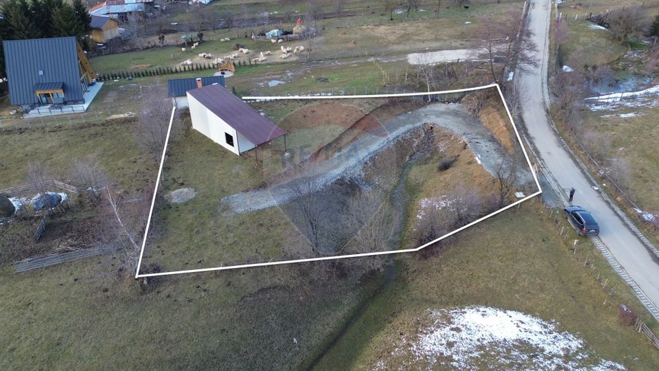 Land 1,849sqm Leresti / Strada Tarina