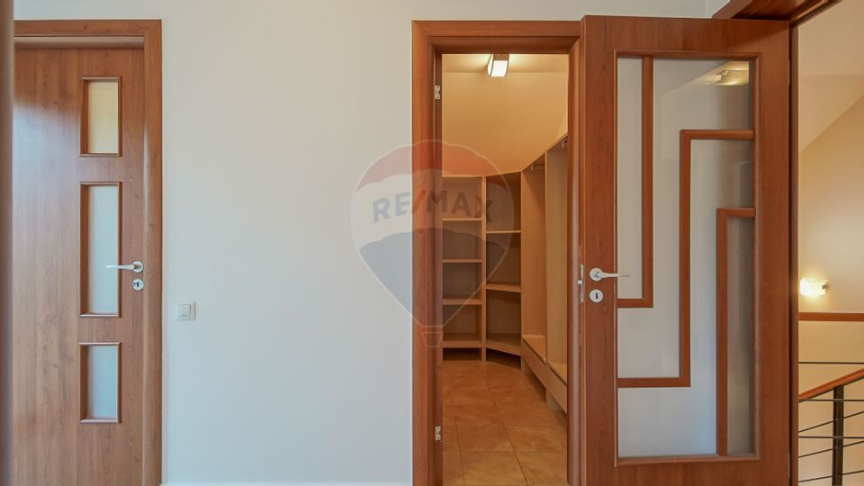 Comision 0 %! Casă de vânzare în zona Noua, Brașov!