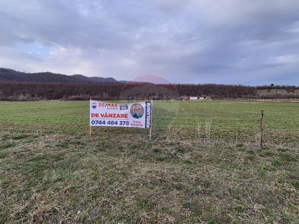 Land 5,200sqm Crizbav / None