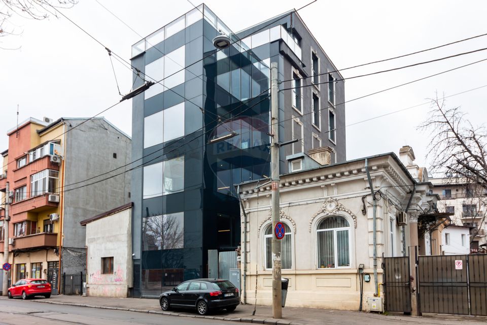 674.01sq.m Office Space for rent, Unirii area