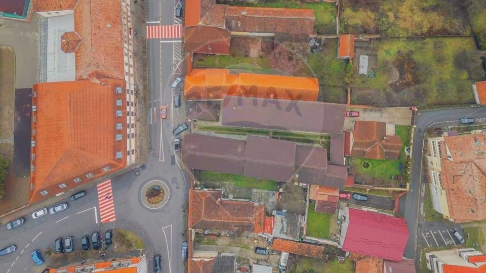 18 room Hotel / Pension for sale, Central area