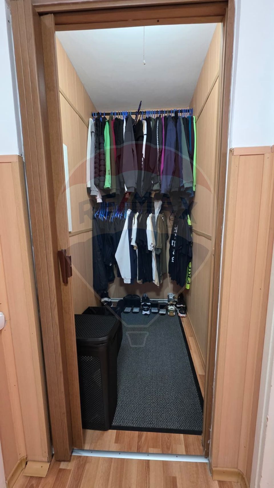 Apartament cu 3 cam de vânzare, str. Feleac, G. Campului