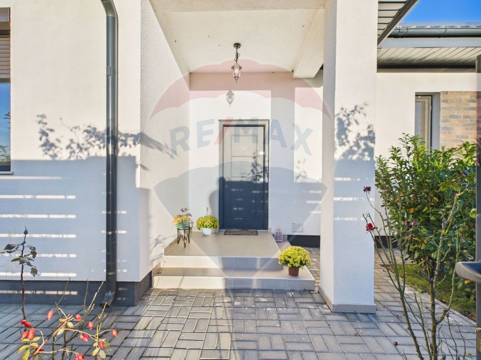 Villa with 4 rooms, beautifully furnished and 500 sqm land Corbeanca