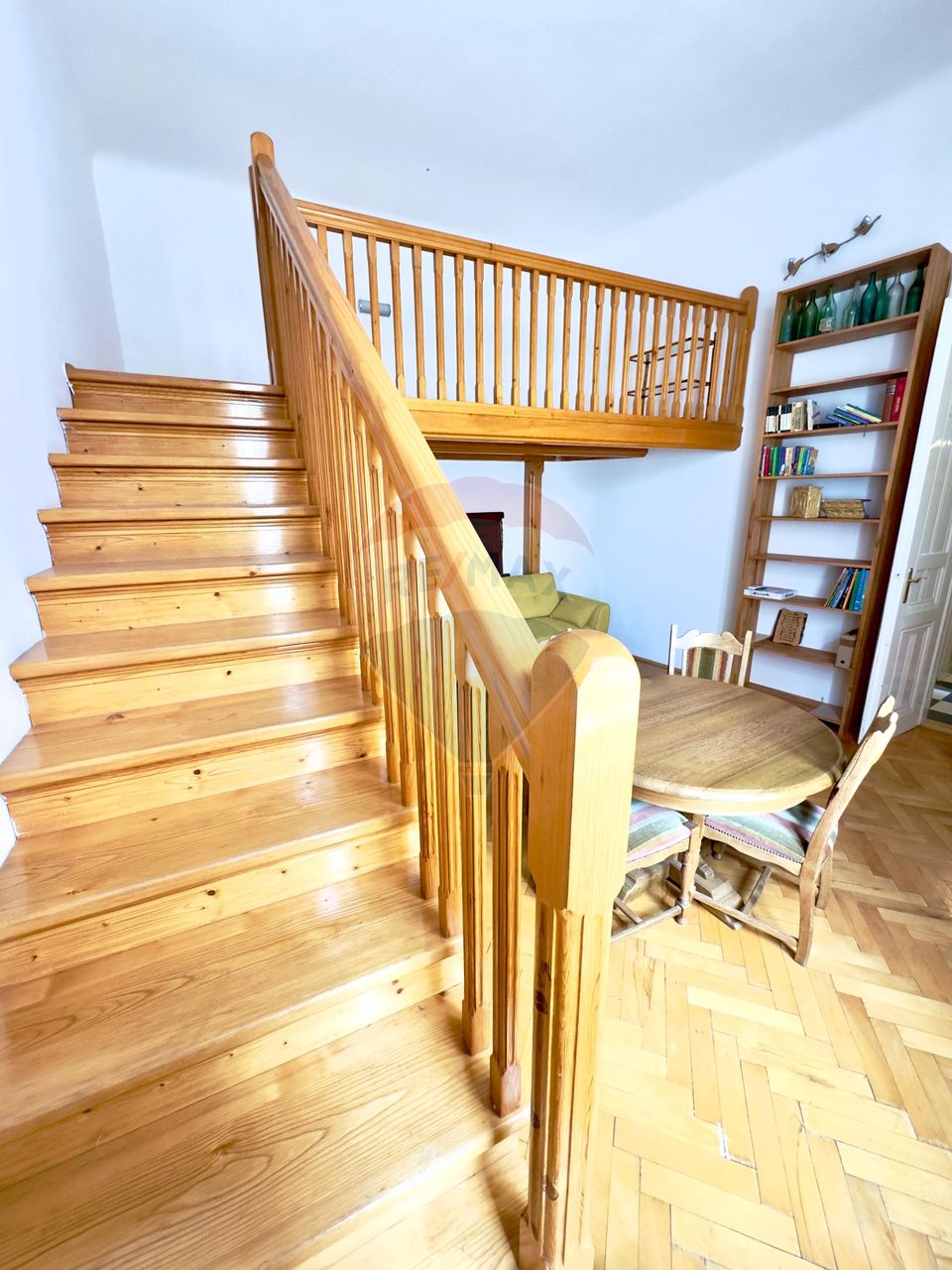 Apartament cu 2 camere de vânzare în zona Ultracentral