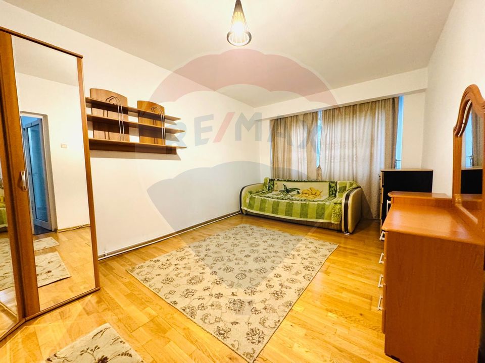 Apartament 4 camere, de inchiriat, Tiglina I