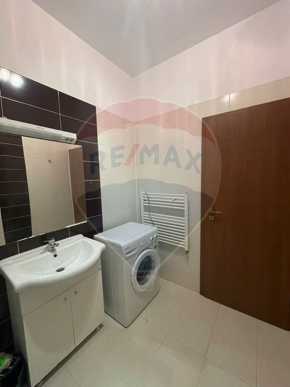 Apartament cu 2 camere de vanzare la Ared Uta