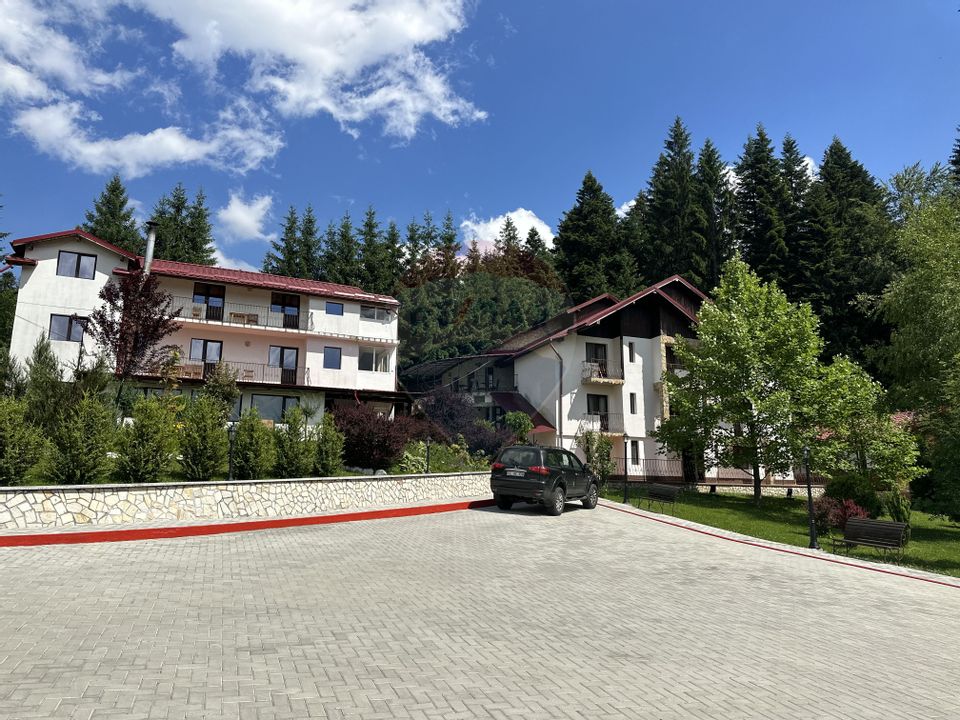 Hotel / Pensiune cu 18 camere de vânzare Durau