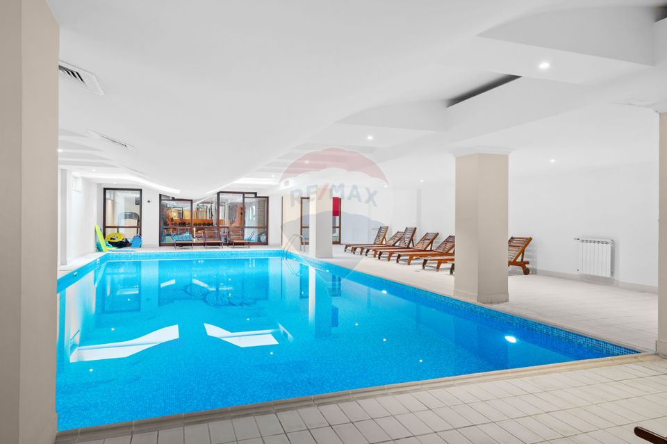 4 camere| semineu| piscina interioara | sauna | sala de sport| parcare