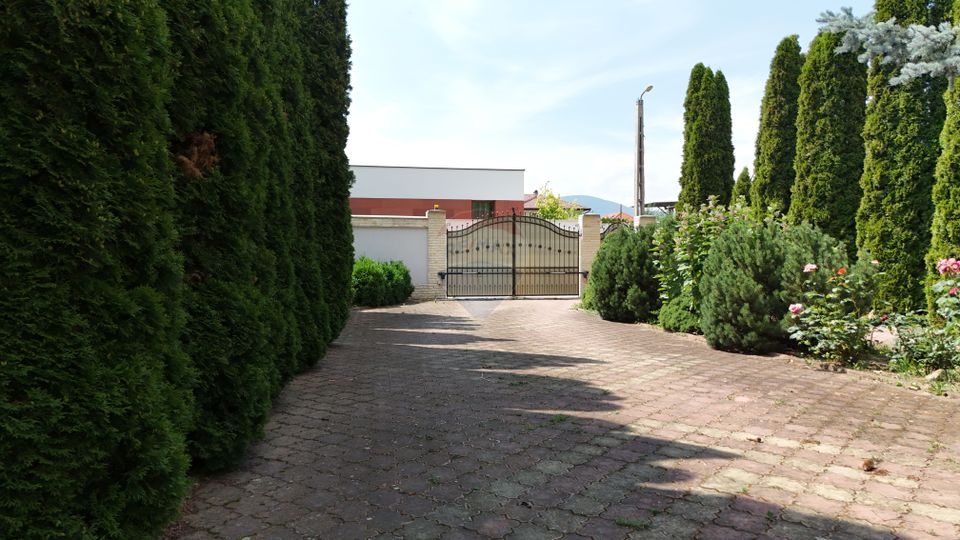 Vilă premium | 7 camere | Teren 2418 mp | Ghimbav Livada